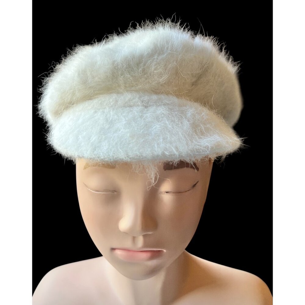 Newsboy Hat White Mohair With Fuzzy Finish Vintage GUC